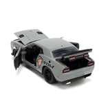 Auto Dodge Challenger SRT8 Hellcat w/JERRY 2015 1:24 Jada Toys JT-33722